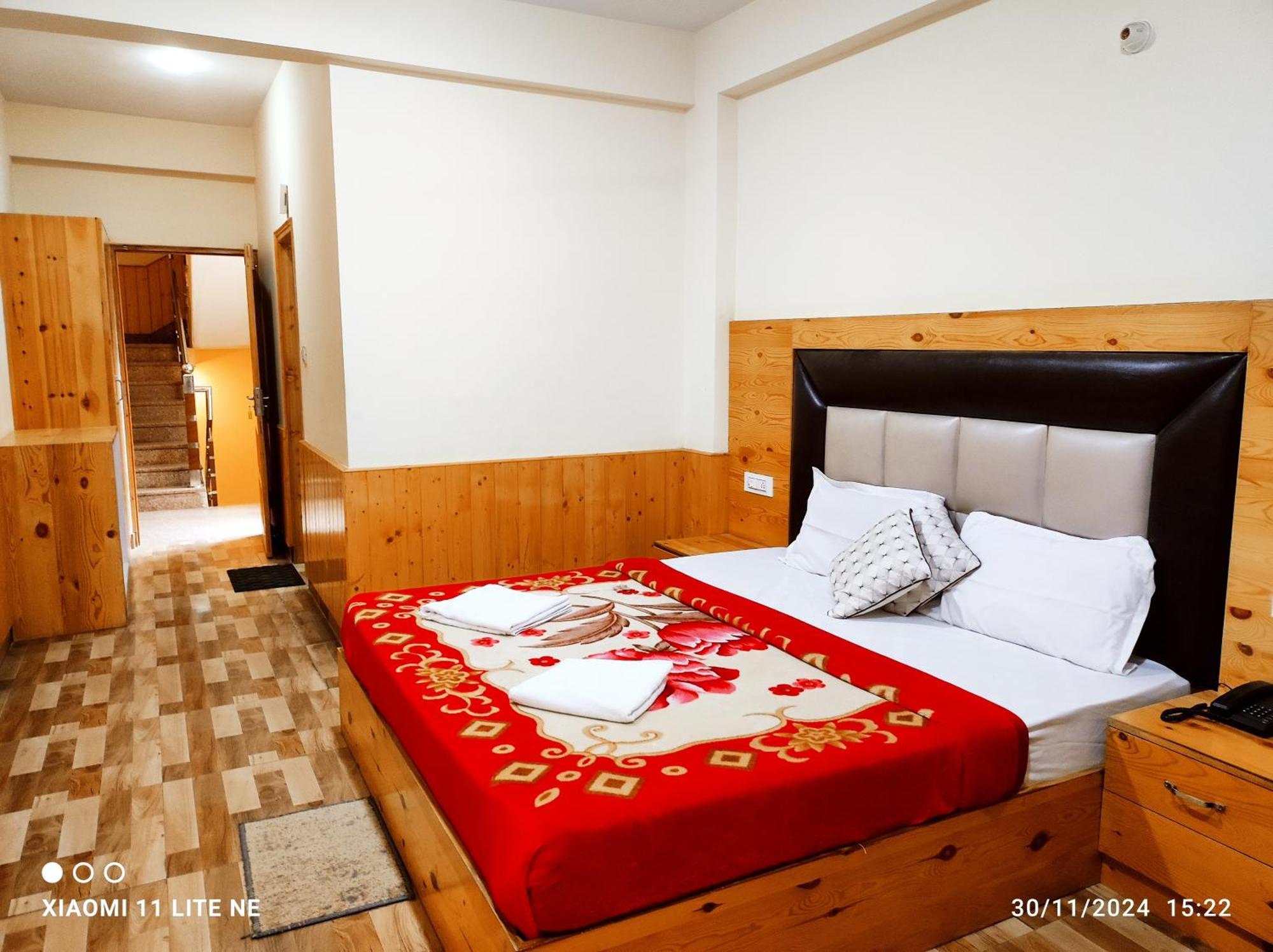 Hotel Anchal Residency Unit Of Best Quality Trip Pvt Manāli Esterno foto