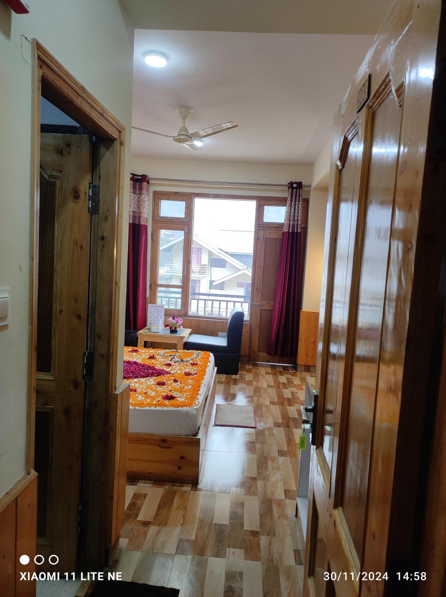 Hotel Anchal Residency Unit Of Best Quality Trip Pvt Manāli Esterno foto
